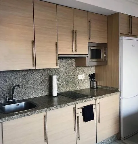 Atico Con Terraza Privada, Solarium Y Piscina En Zona Tranquila *