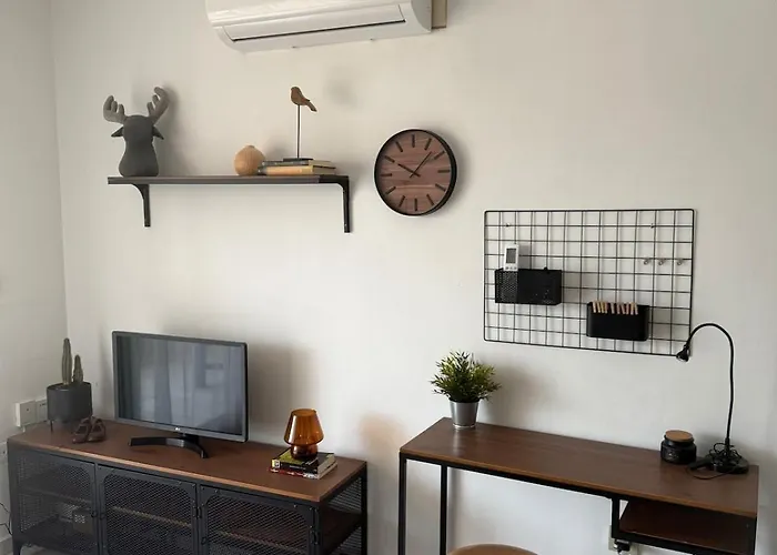 Atico Con Terraza Privada, Solarium Y Piscina En Zona Tranquila Apartman