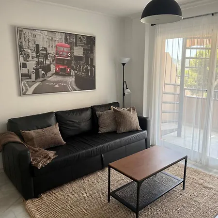 Atico Con Terraza Privada, Solarium Y Piscina En Zona Tranquila