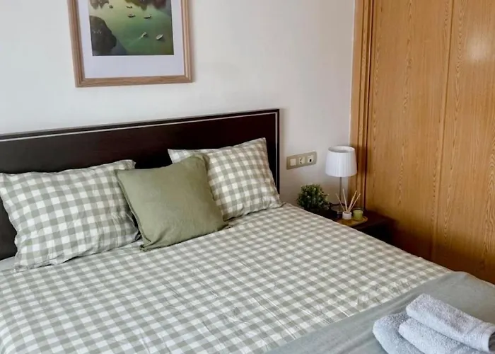 Апартаменти Atico Con Terraza Privada, Solarium Y Piscina En Zona Tranquila