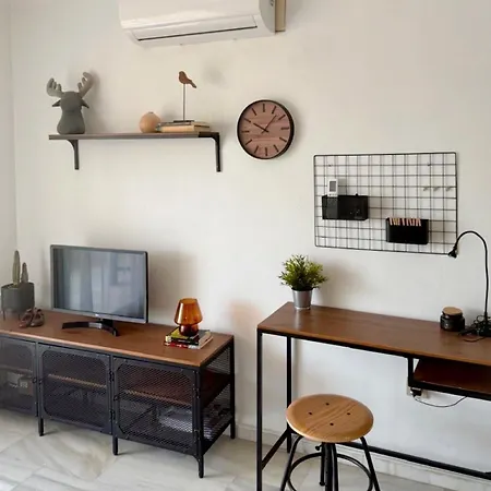 Atico Con Terraza Privada, Solarium Y Piscina En Zona Tranquila Фуэнхирола